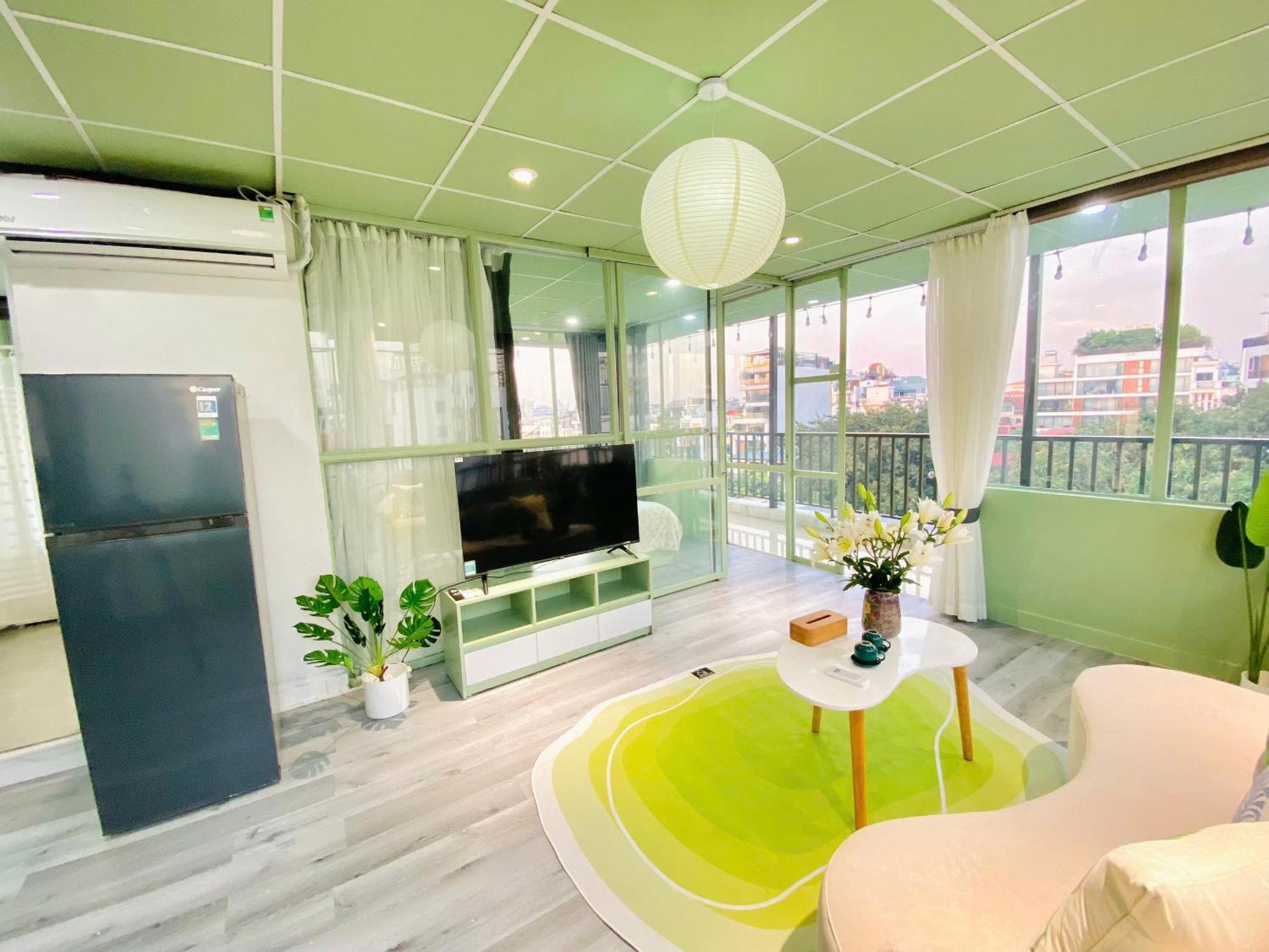 Luxe Paradise Residence 76 To Ngoc Van Hanoi Exteriör bild
